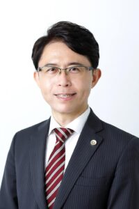 代表　弁護士　増田浩之